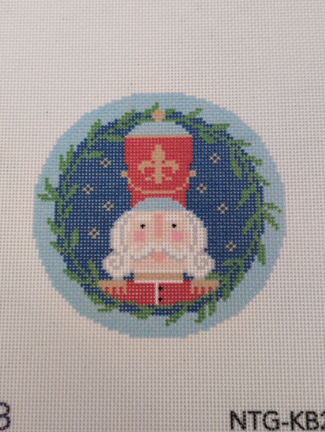 Nutcracker Round - Franz