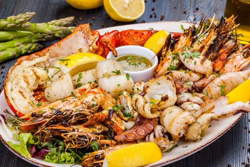 Pescados Y Mariscos