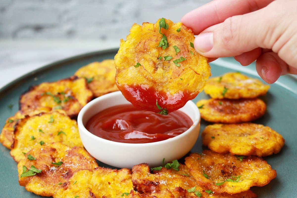 TOSTONES
