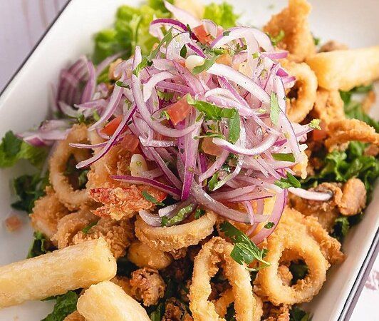 PICADERA PERUANA DE MARISCOS Y PESCADO (PARA COMPARTIR)