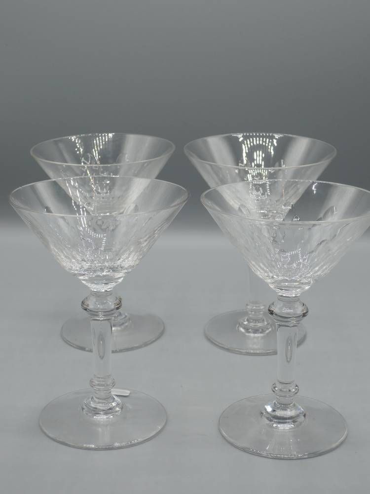 Baccarat. Quatre Coupes à Champagne. Modèle Champigny