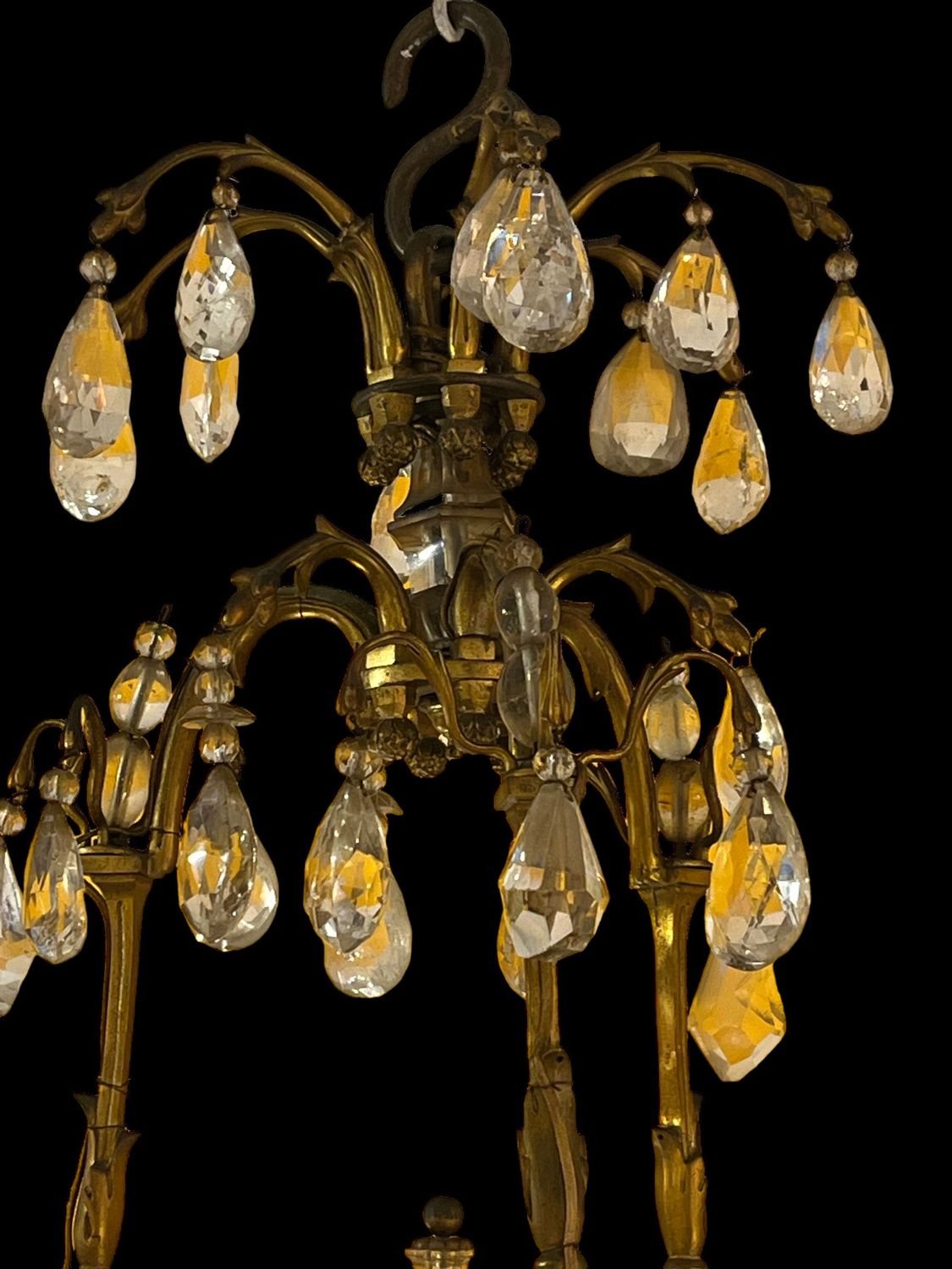 Lustre En Cristal De Roche. Style Louis XVI  Rock Crystal Chandelier. Louis XVI Style