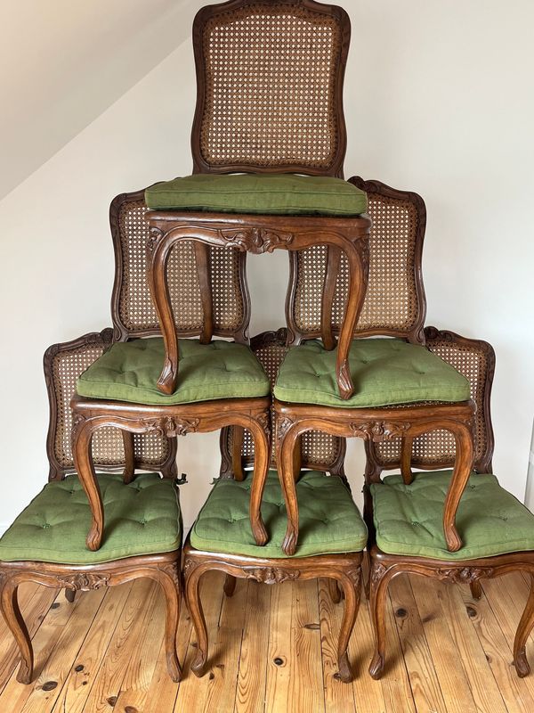 Suite de Six chaises cannées, Epoque Régence  Set Of Six Caned Chairs, Regence  Period, 18th Century
