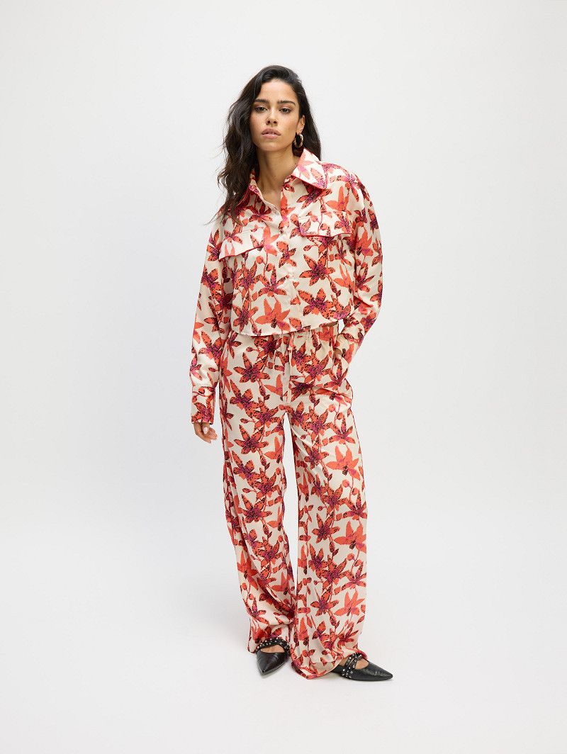 Refined Drpartment ladies woven printed pants SEM