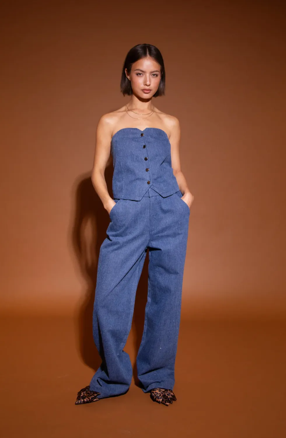 STUDIO AMAYA MIES BROEK | BLAUW
