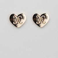 BOW19 Heart Logo Stud