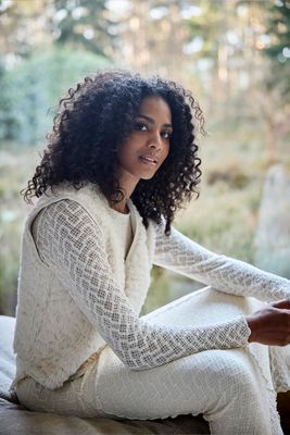 TRAMONTANA Long-Sleeve Stretch Lace Top