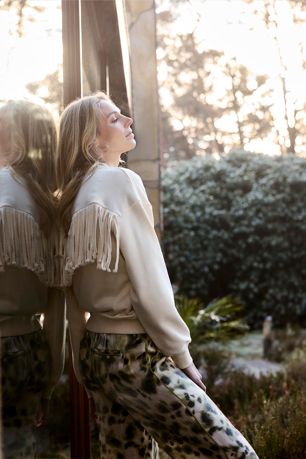 TRAMONTANA Fringe Sweater