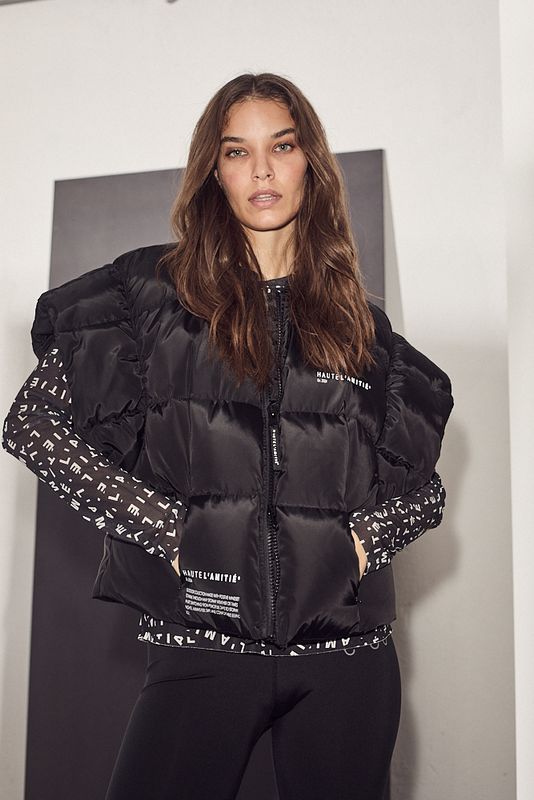 HAUTE L’AMITIÉ Mount Puffer Vest Black