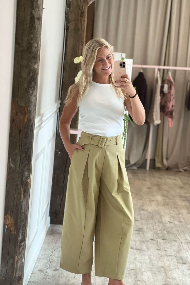 SISTERSPOINT GAKI-PA PANTS