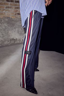 HAUTE L’AMITIÉ Baggy RN Track Tall Pants Navy