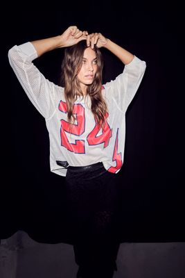 HAUTE L’AMITIÉ American Football LS Tee Pearl/ Red