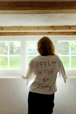 COPENHAGEN MUSE CMMUSE-TEE Jet Stream w. Goji Berry