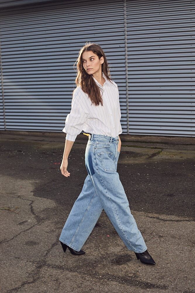 HAUTE L’AMITIÉ Flip Waist Pocket Tall Jeans Bleached Denim HL10237