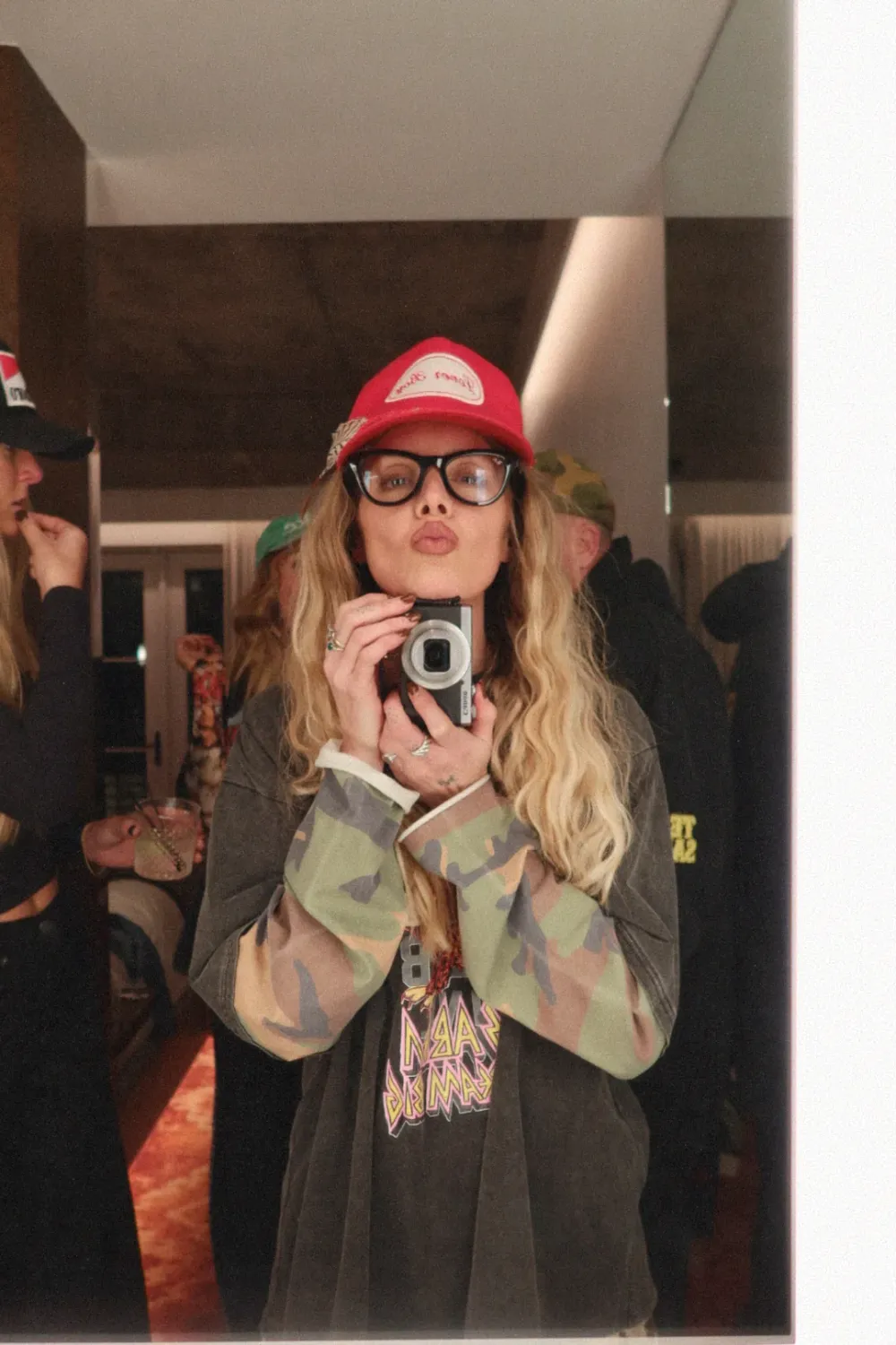 SABBI Pow Pow Long Sleeve Tee