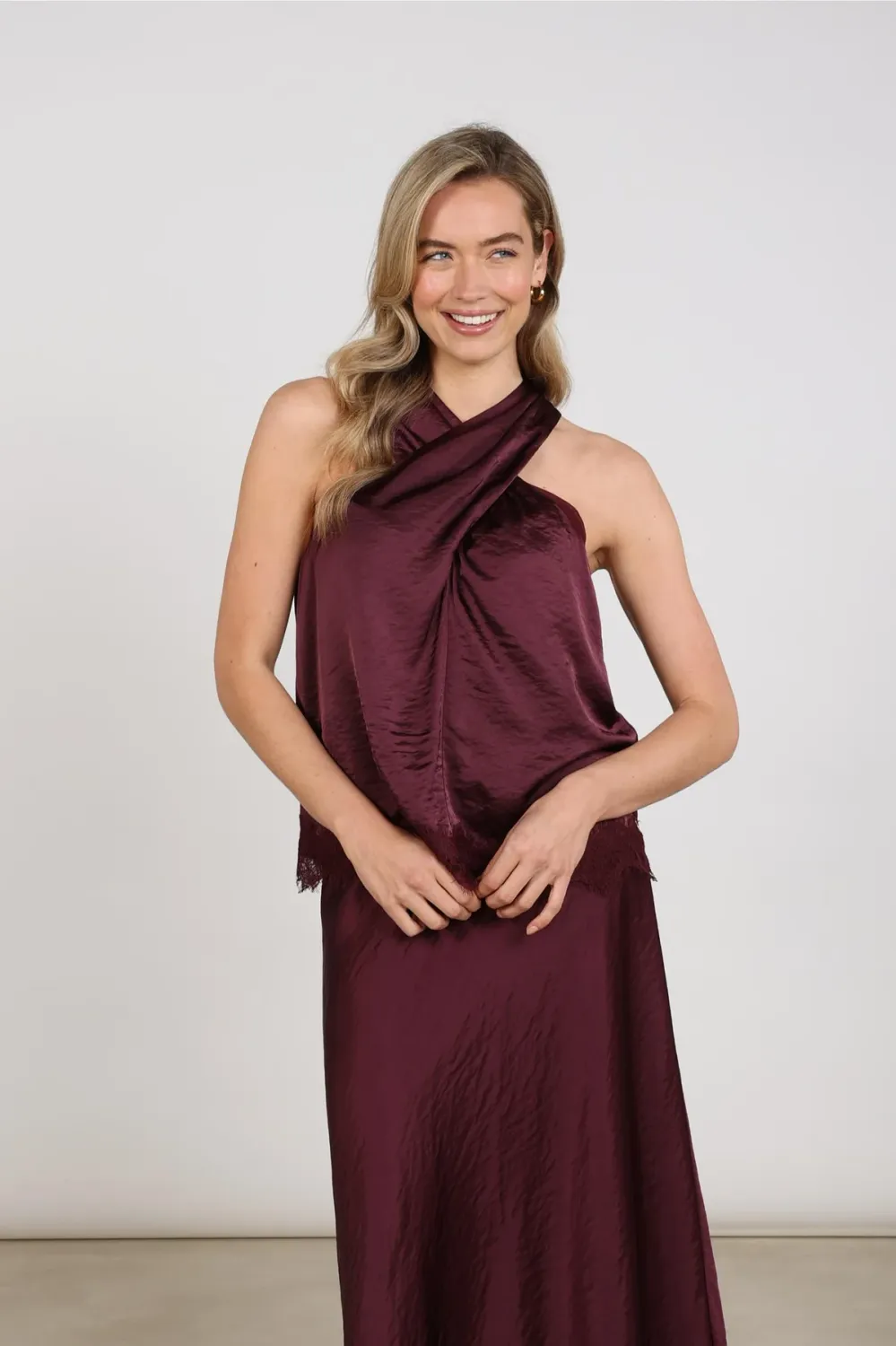 NUKUS Alie Top Lace Cherry