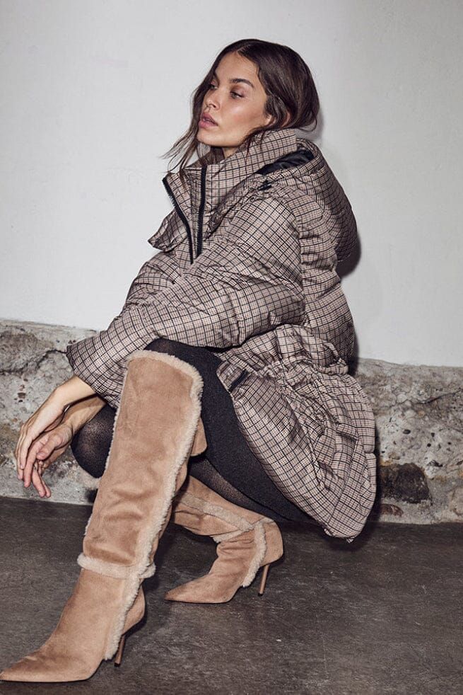 HAUTE L’AMITIÉ Climb Check Puffer Jacket