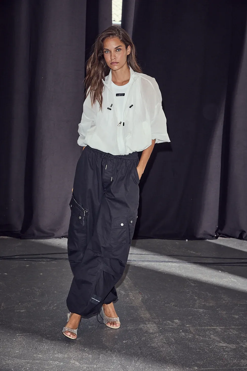 HAUTE L’AMITIÉ Iron Paper Jacket White