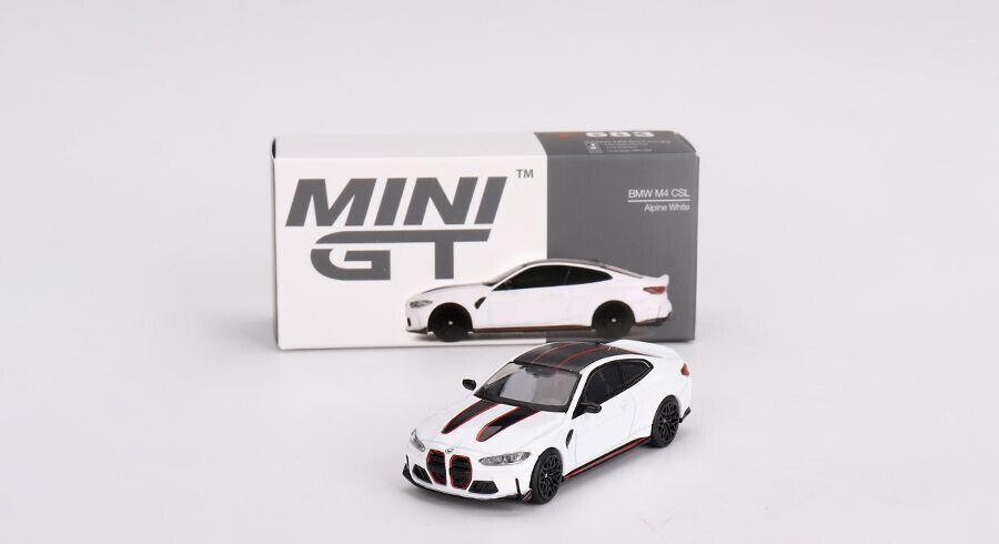Mini GT BMW M4 CSL