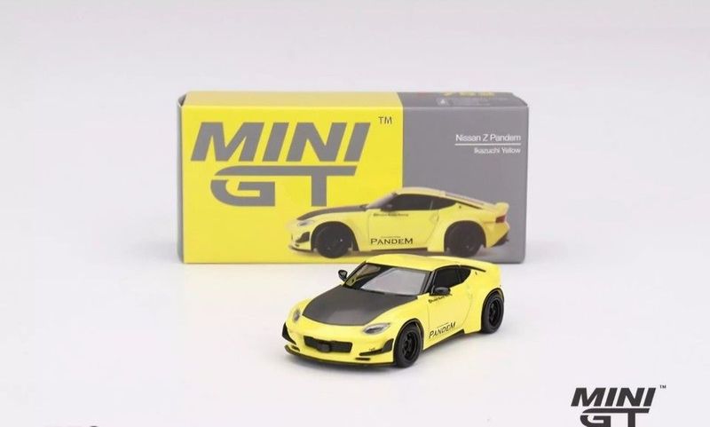 Mini GT NISSAN Z PANDEM Ikazuchi Yellow Mini GT NISSAN Z PANDEM Ikazuchi Yellow