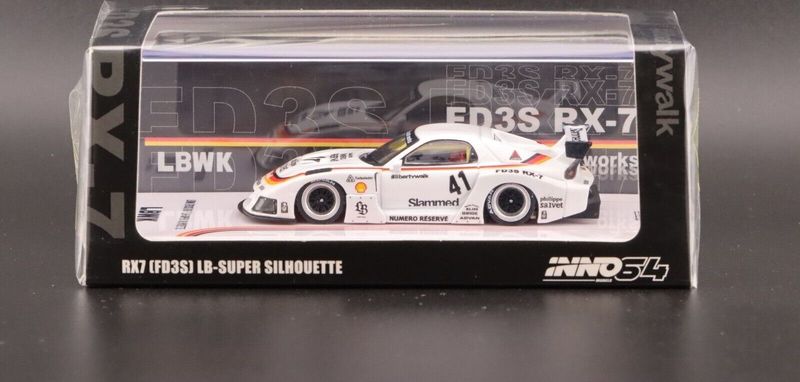 Inno64 LBWK Mazda RX7 (FD3S) LB Super Silhouette White Inno64 LBWK Mazda RX7 (FD3S) LB Super Silhouette White