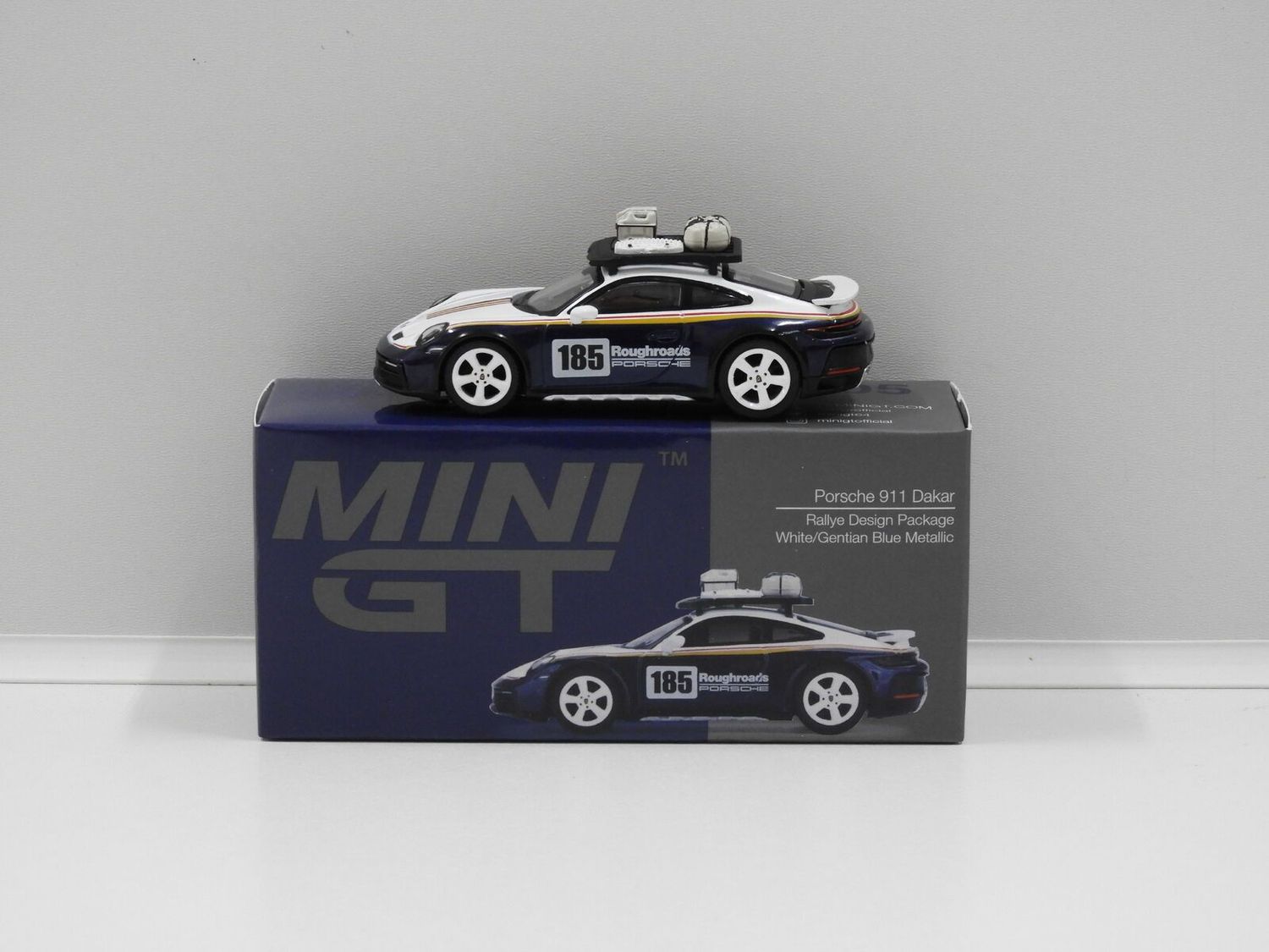 Mini GT Porsche 911 Dakar #White/Gentain Blue Metallic