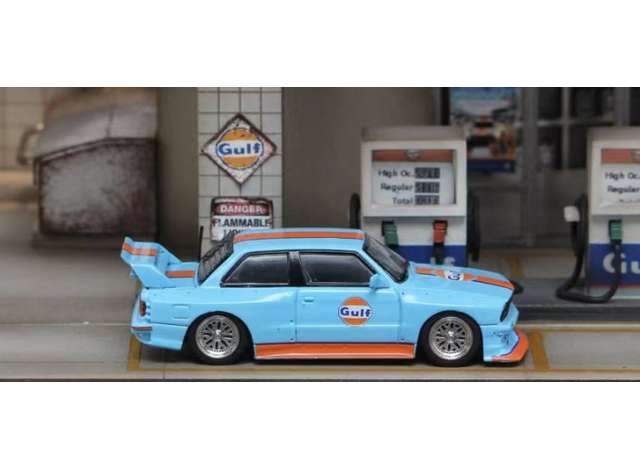 Street Weapon BMW E30 *Gulf*, blue/orange