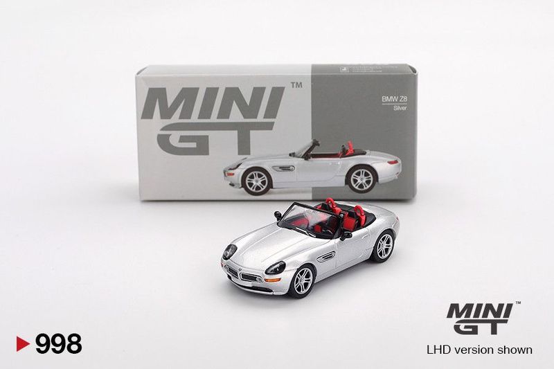 Mini GT Bmw Z8 Silver #MGT998 Mini GT Bmw Z8 Silver #MGT998