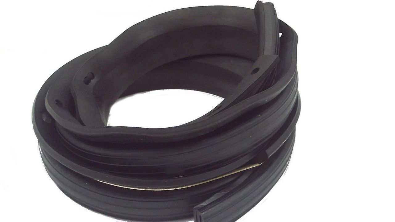 C3AZ-7651325A | WEATHERSTRIP - CONVERTIBLE TOP HEADER BOW|G19-2