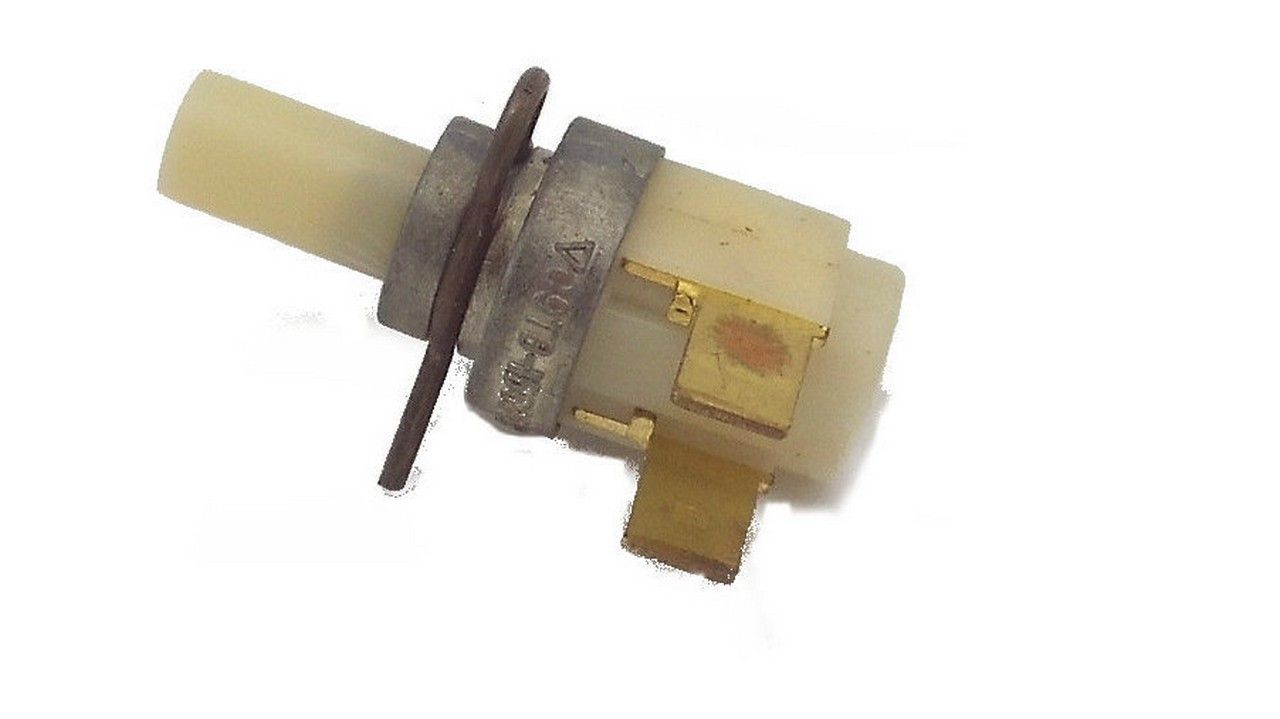 C0AZ-15520A | SWITCH - BACK-UP|B1-4