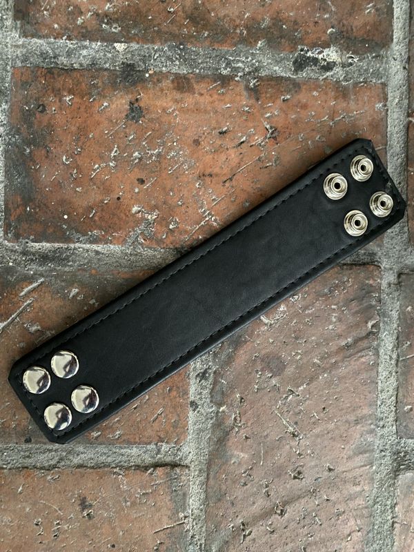 Black Bracelet 9&quot; x 2&quot;