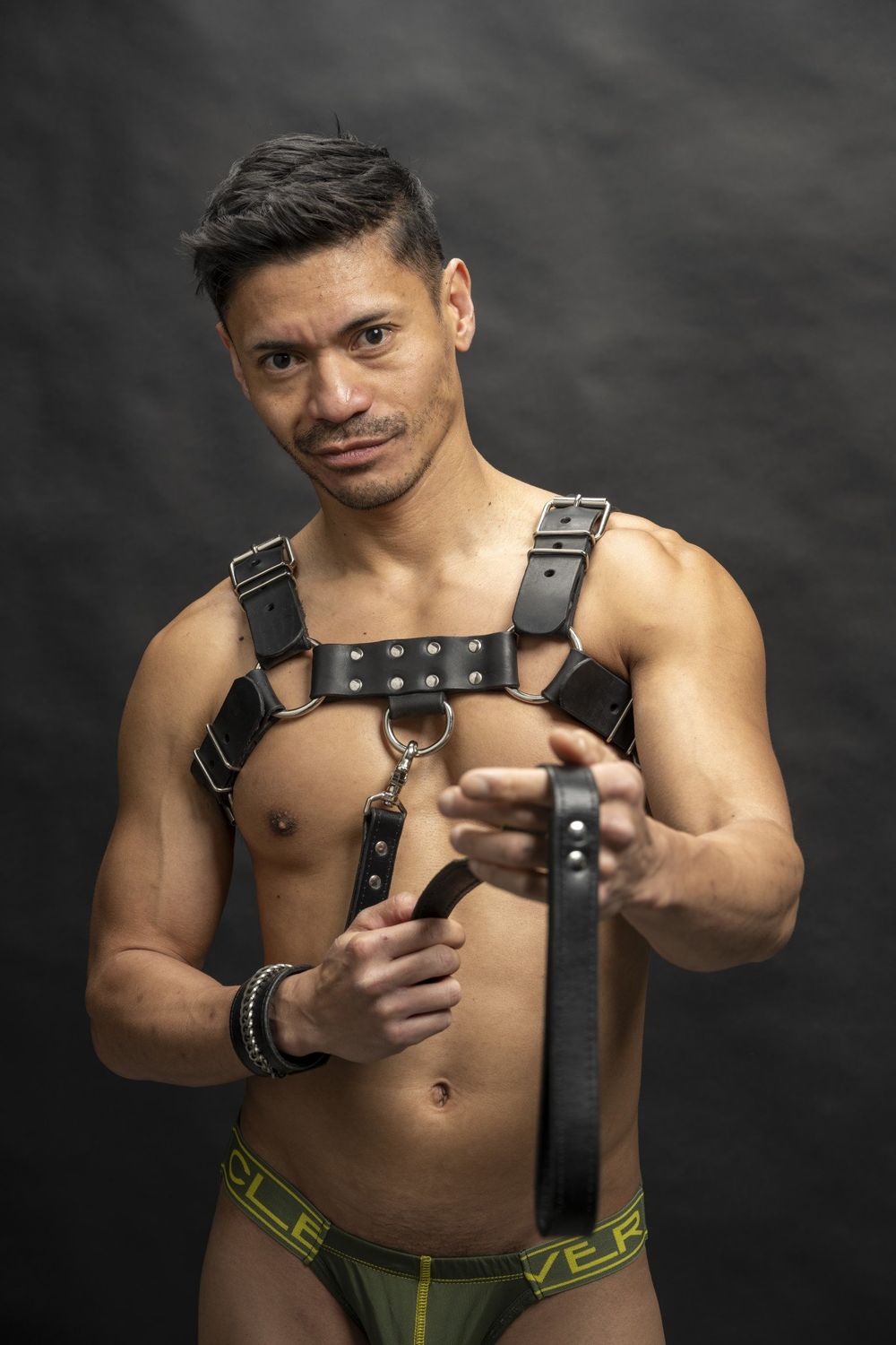 Black Leather Leash (3&#39;2&quot;)