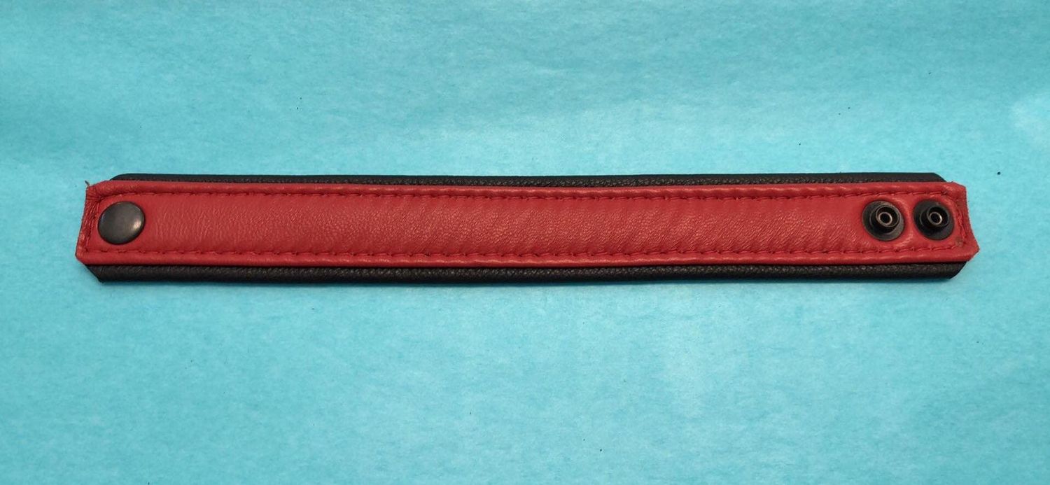 Wrist Band 1 1/4, Color: Red, Size: S/M
