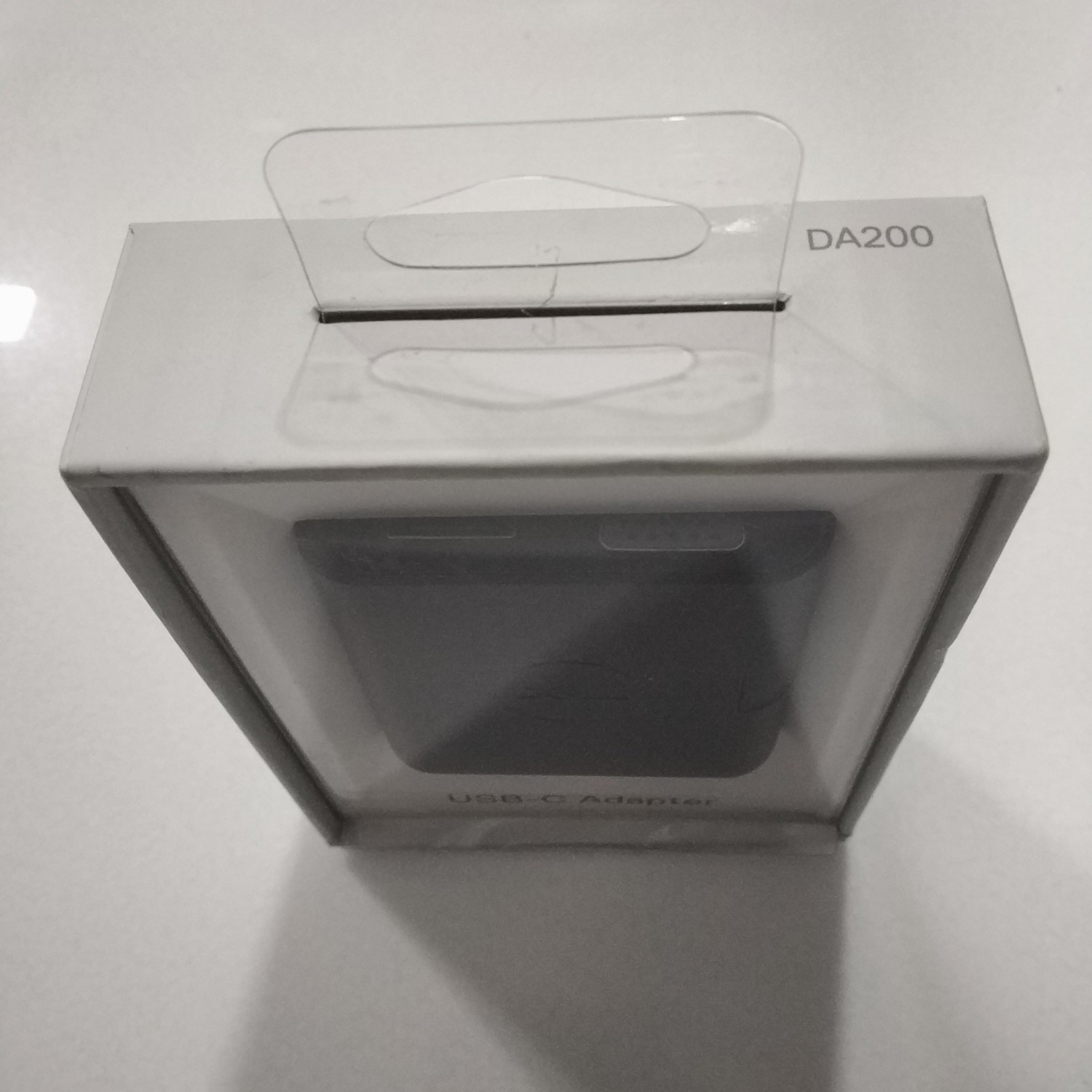 Dell DA200 Adapter-USB-C to HDMI/VGA/Ethernet/USB 3.0 Dell DA200 Adapter-USB-C to HDMI/VGA/Ethernet/USB 3.0