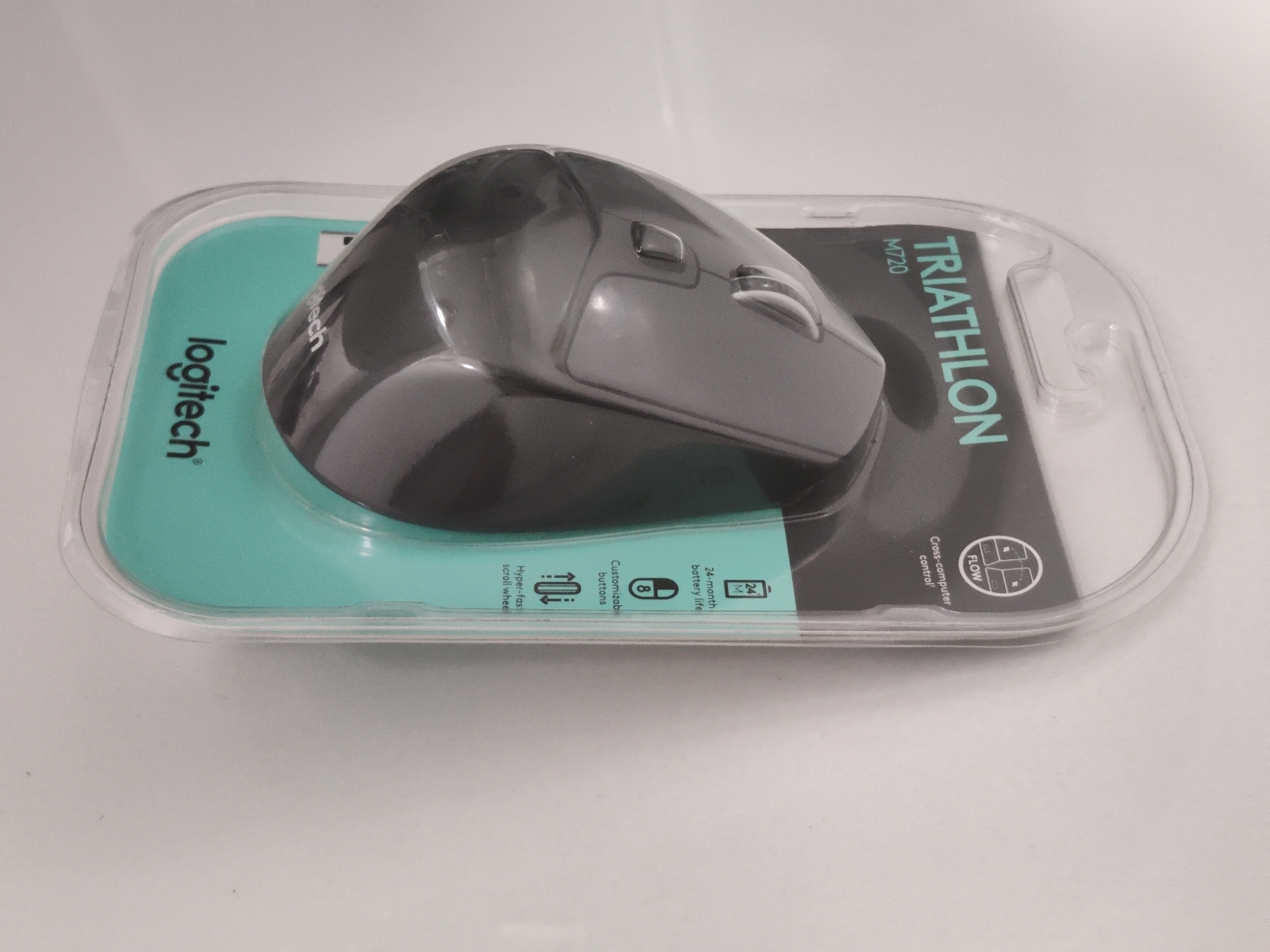  Logitech M720 Triathlon Multi-Device Wireless Mouse
