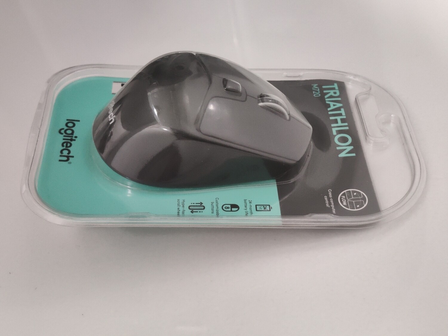 Logitech M720 Triathlon Multi-Device Wireless Mouse