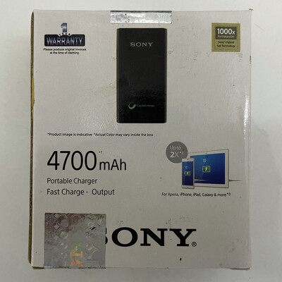 Sony 4700 mAh Li-Polymer Power Bank, Black Sony 4700 mAh Li-Polymer Power Bank, Black
