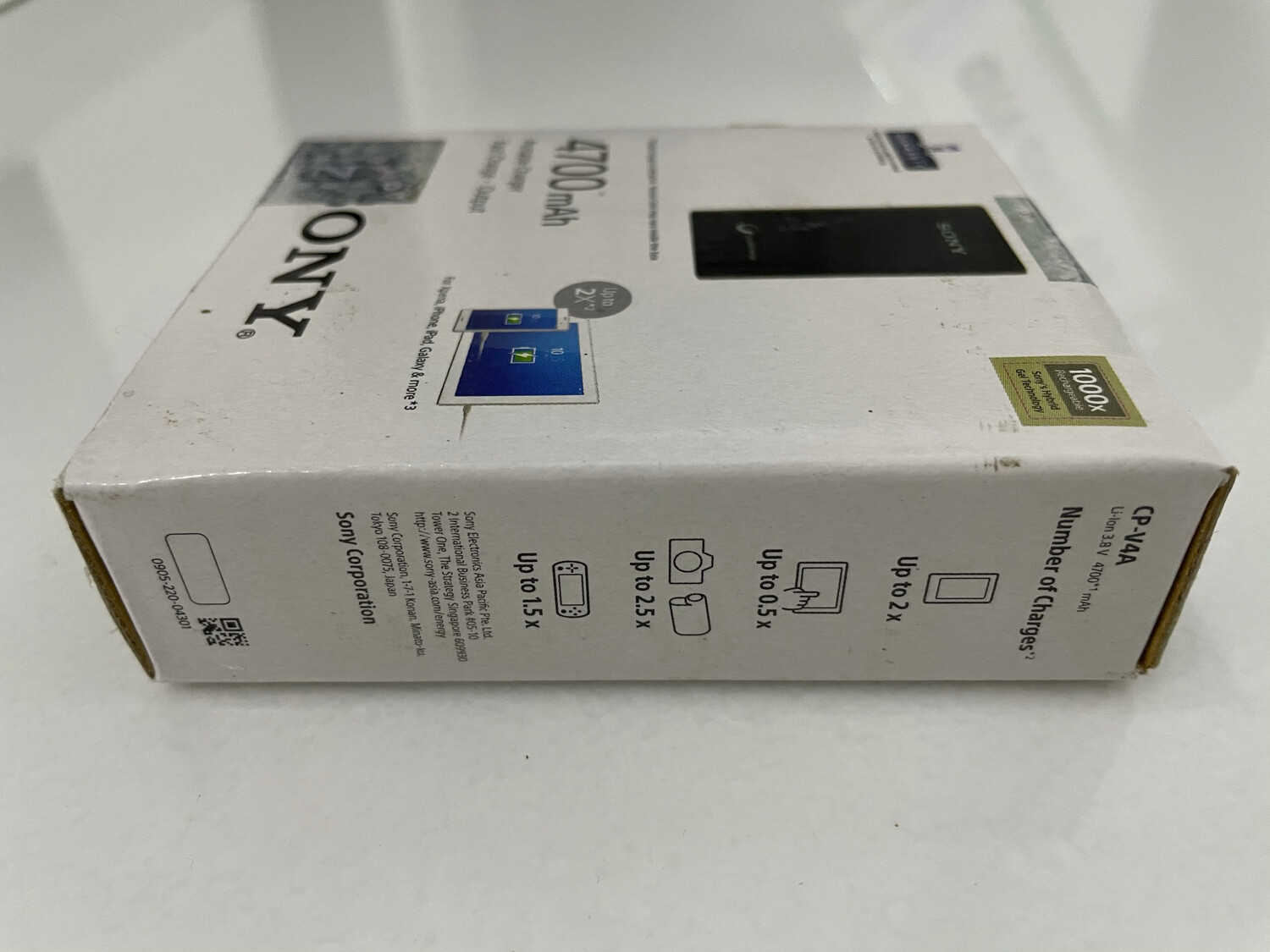 Sony 4700 mAh Li-Polymer Power Bank, Black