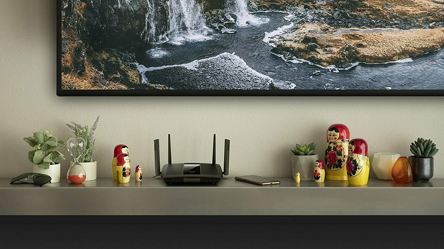 Linksys EA8100 Max-Stream AC2600 Linksys EA8100 Max-Stream AC2600