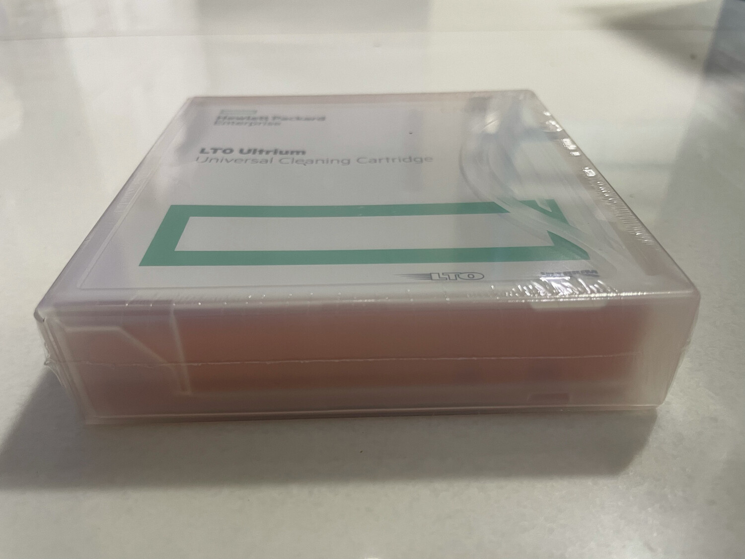 HP LTO Ultrium Universal Cleaning Cartridge HP LTO Ultrium Universal Cleaning Cartridge