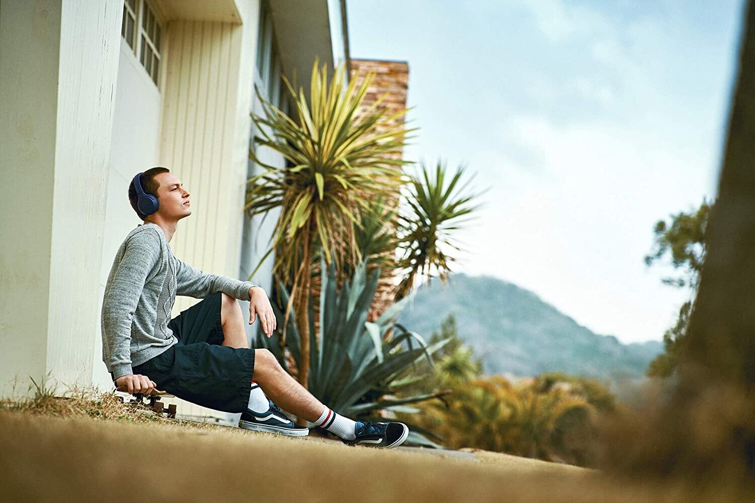 Sony WH-XB700 Wireless Bluetooth Extra Bass Headphones, Blue Sony WH-XB700 Wireless Bluetooth Extra Bass Headphones, Blue