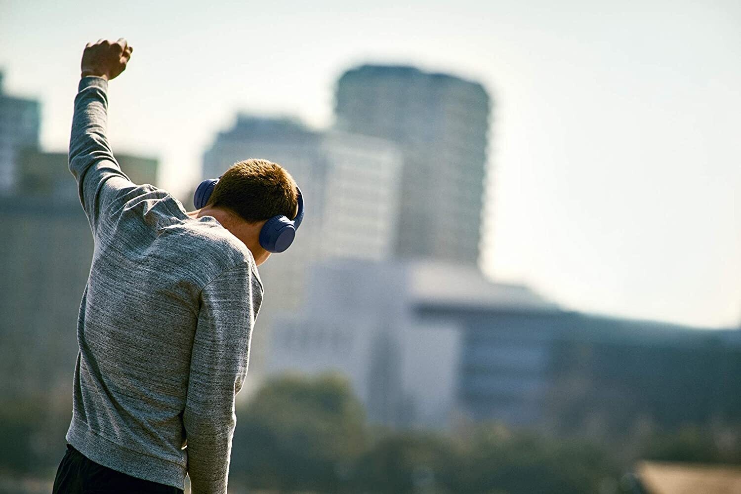 Sony WH-XB700 Wireless Bluetooth Extra Bass Headphones, Blue Sony WH-XB700 Wireless Bluetooth Extra Bass Headphones, Blue