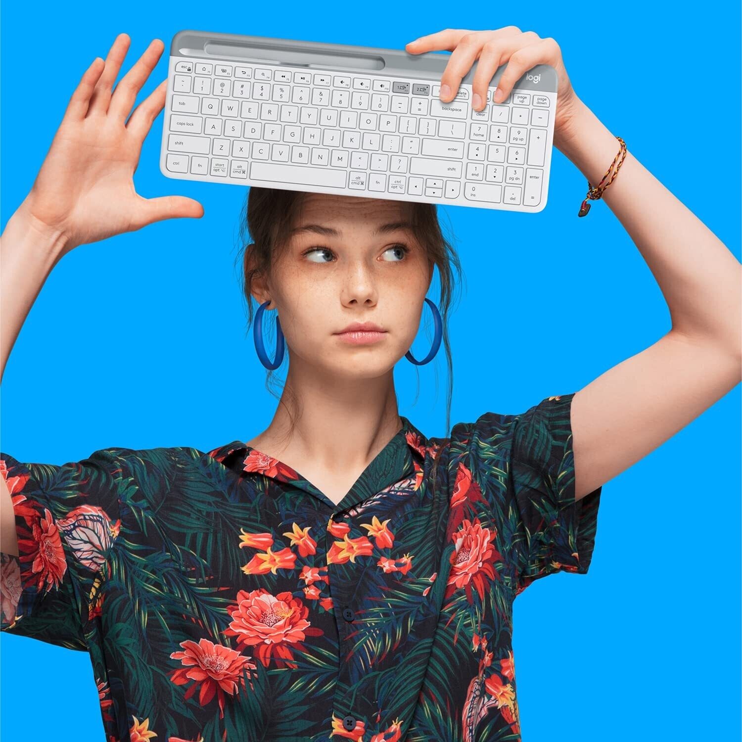 Logitech K580 Slim Multi-Device Wireless Keyboard Logitech K580 Slim Multi-Device Wireless Keyboard