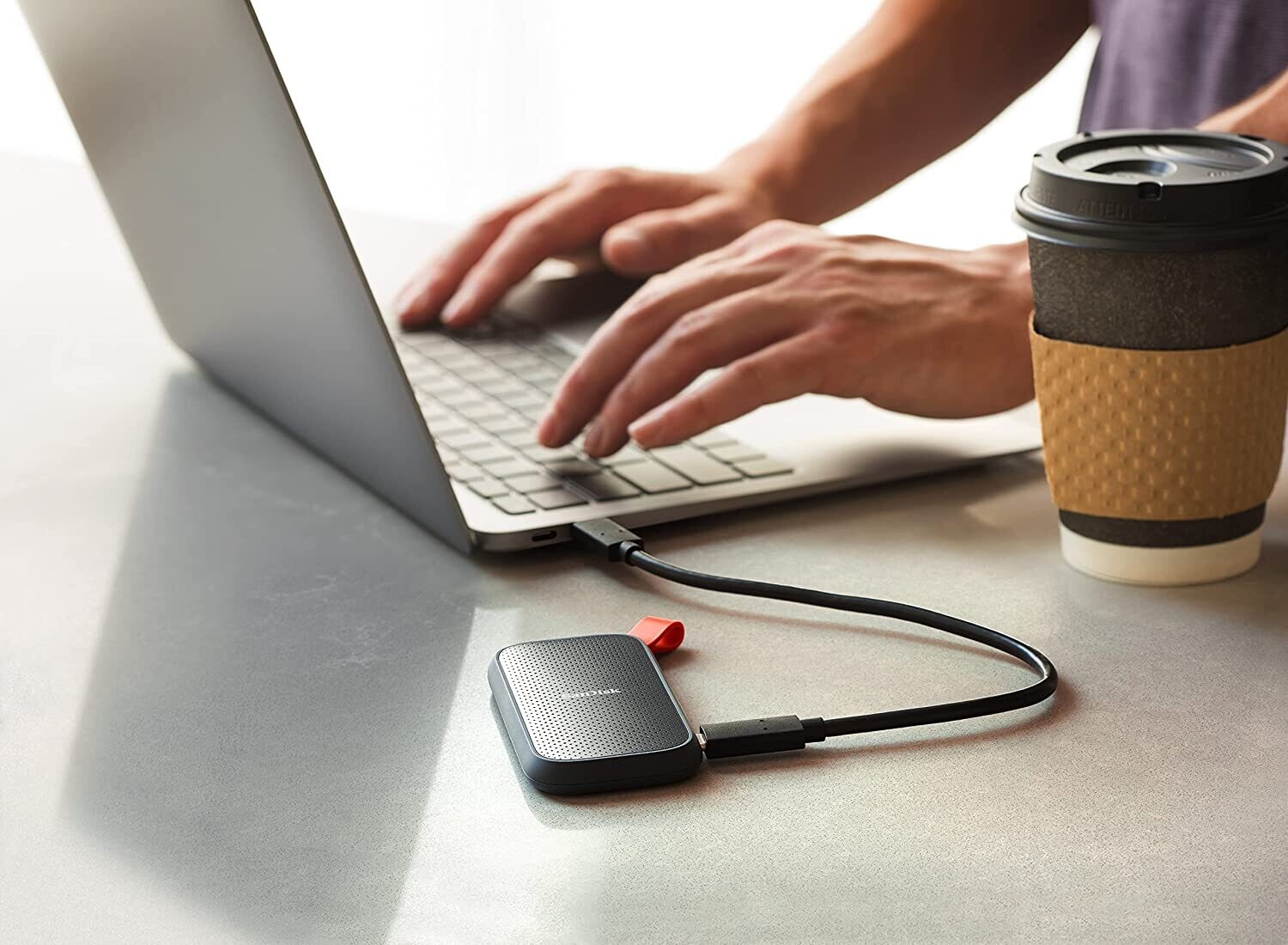 Sandisk 1TB Portable SSD (SDSSDE30-1T00-G26) Sandisk 1TB Portable SSD (SDSSDE30-1T00-G26)