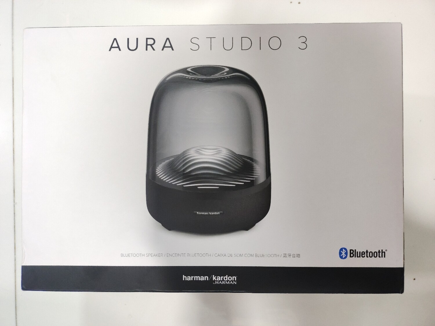 Harman Kardon Aura Studio 3 Bluetooth Speaker Harman Kardon Aura Studio 3 Bluetooth Speaker