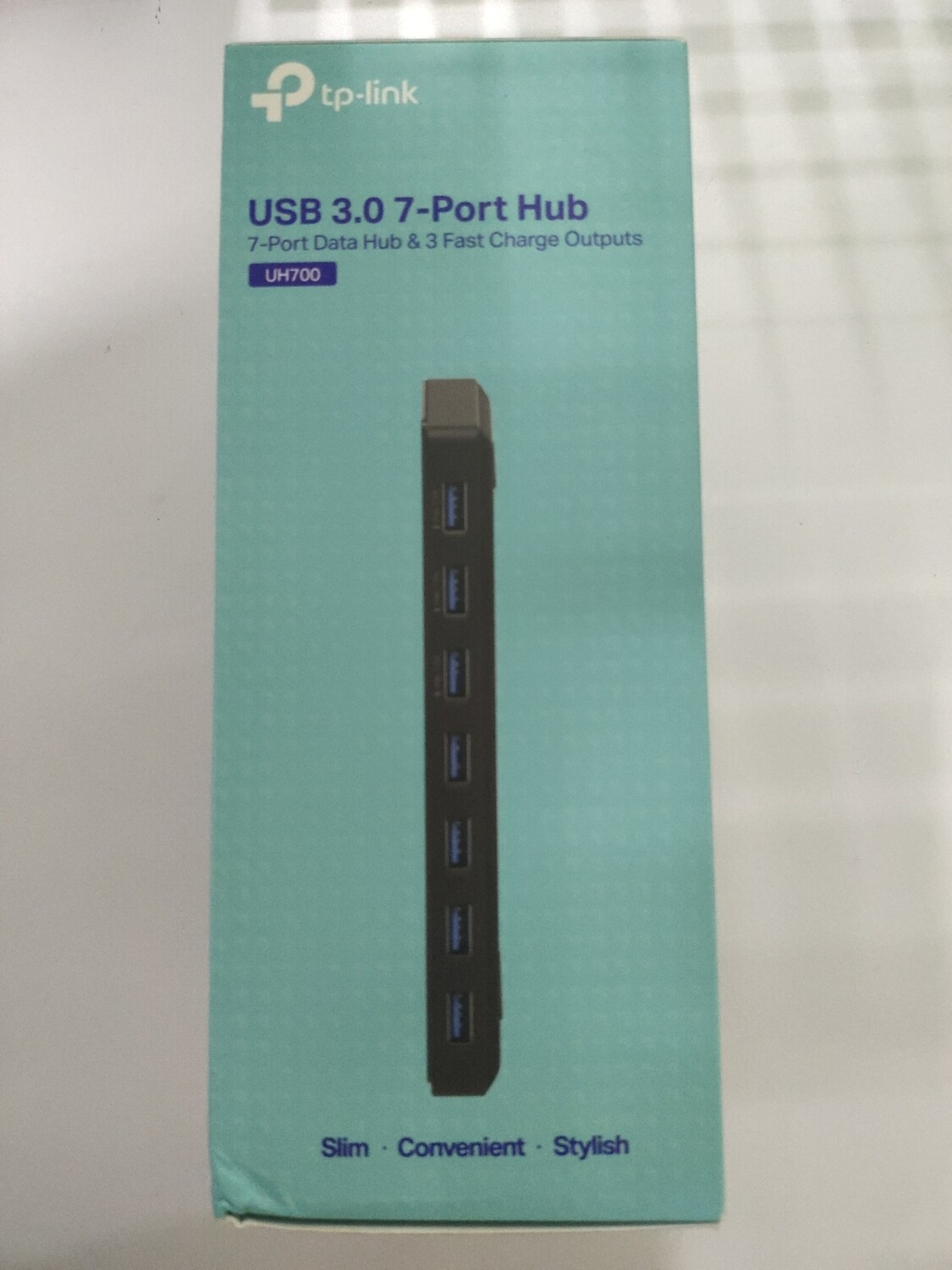 TP-Link UH700 7-Port 3.0 USB External Hub TP-Link UH700 7-Port 3.0 USB External Hub