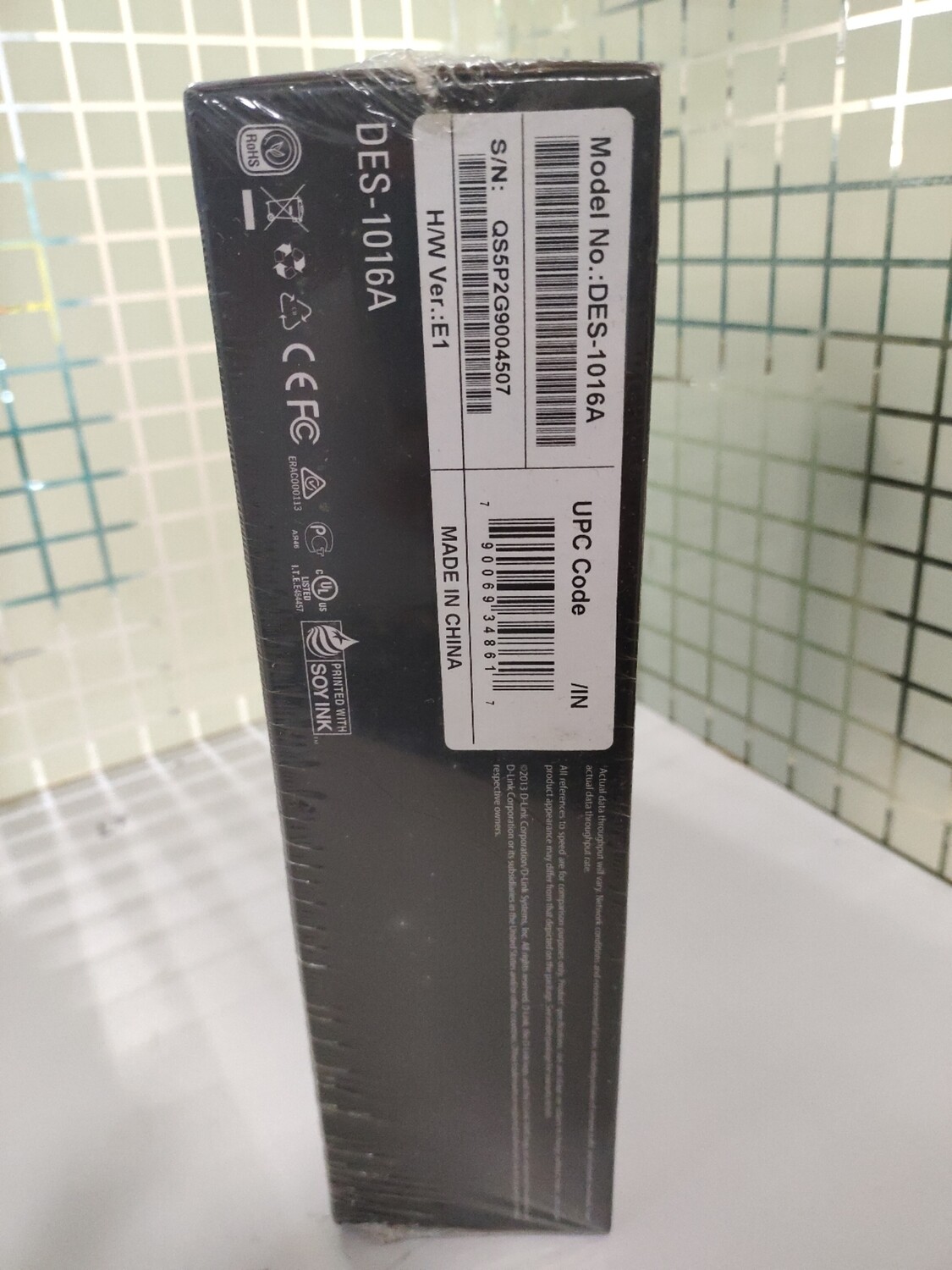 D-Link DES-1016A 16-Port Network Switch