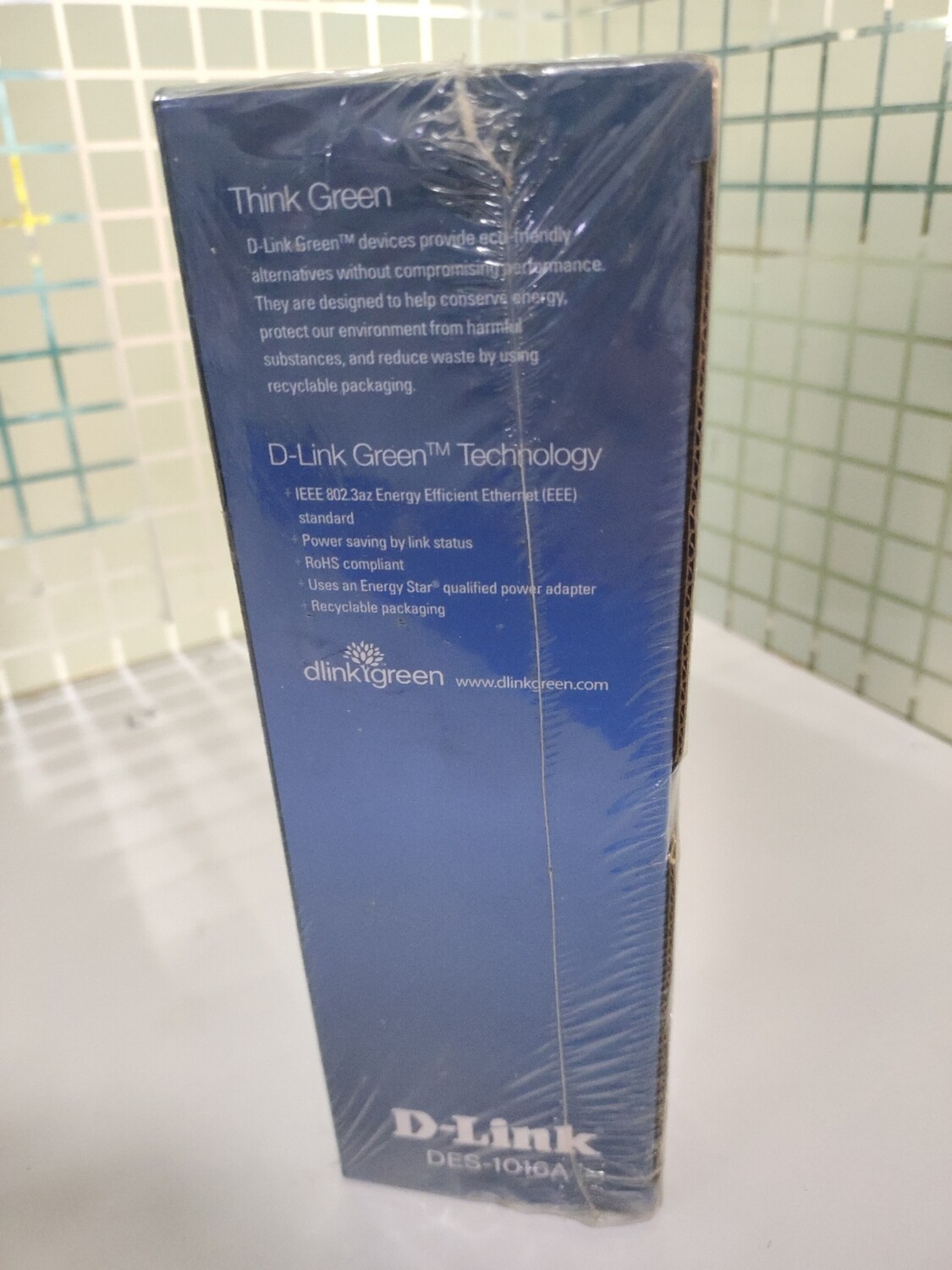 D-Link DES-1016A 16-Port Network Switch