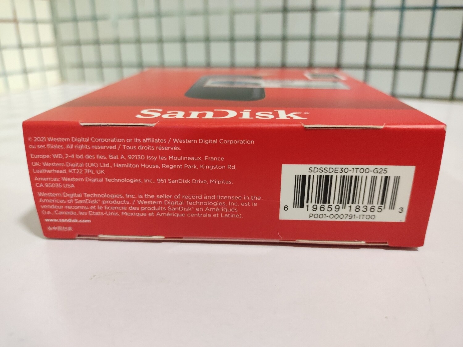 Sandisk 1TB Portable SSD (SDSSDE30-1T00-G26) Sandisk 1TB Portable SSD (SDSSDE30-1T00-G26)