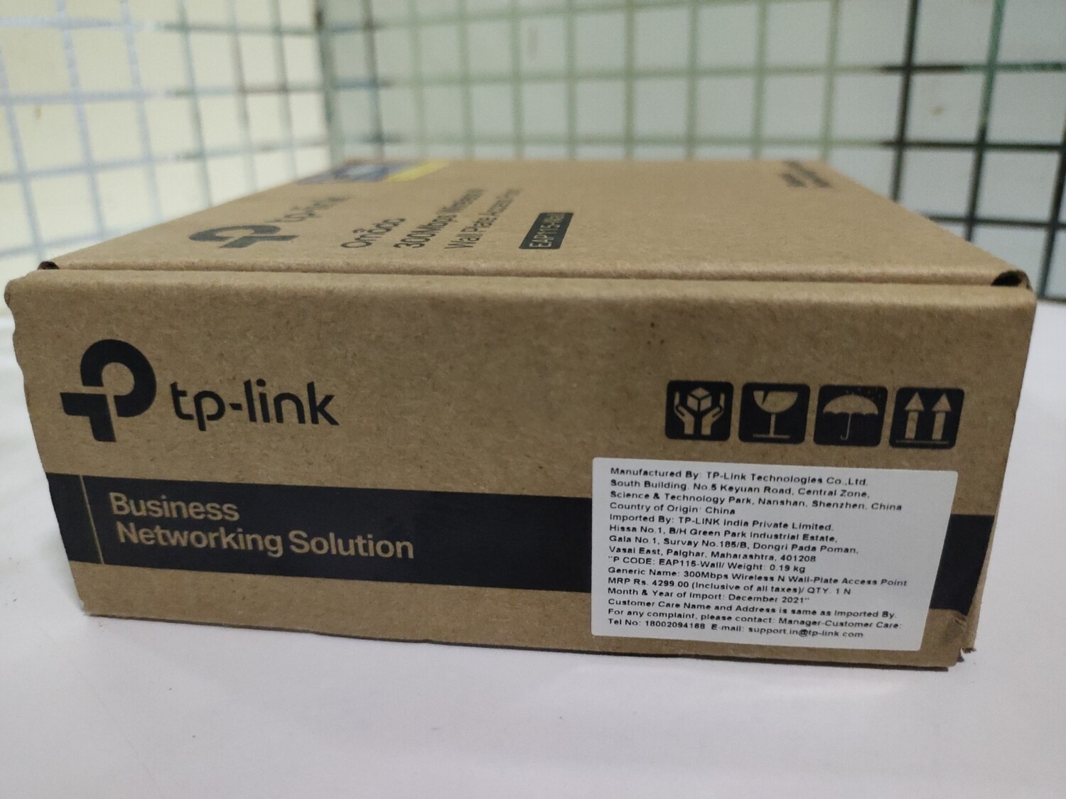 TP Link EAP115-Wall 300mbps Wall-Plate Access Point TP Link EAP115-Wall 300mbps Wall-Plate Access Point